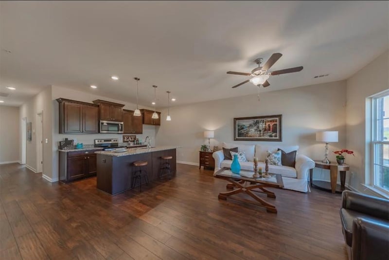 305 Dursley Pvt Ln, Spring Hill, TN 37174