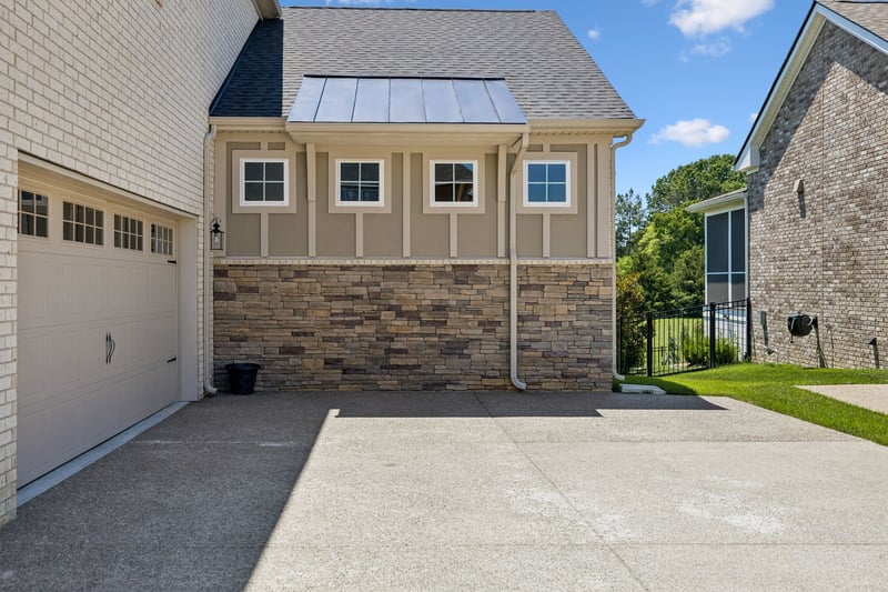 5011 High Park Hill Dr, Arrington, TN 37014