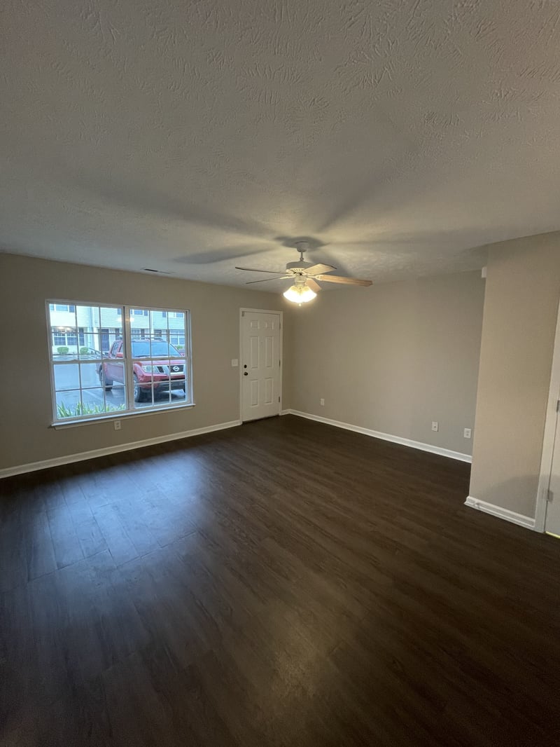 2961 Rutherford #D2, Murfreesboro, TN 37130