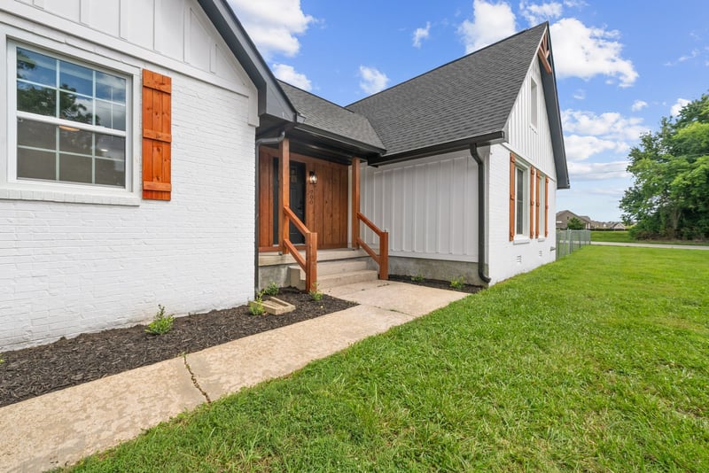 700 Meade Dr, Spring Hill, TN 37174