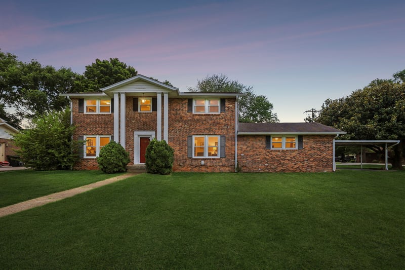 1323 Dawson Pl, Murfreesboro, TN 37129