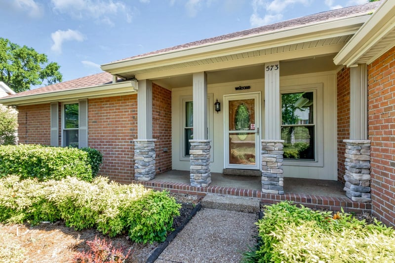 573 Highpoint Dr, Smyrna, TN 37167
