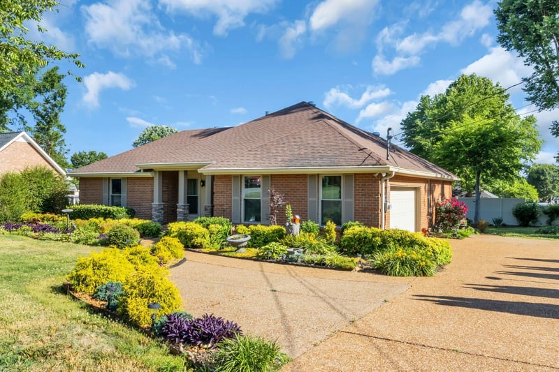 573 Highpoint Dr, Smyrna, TN 37167