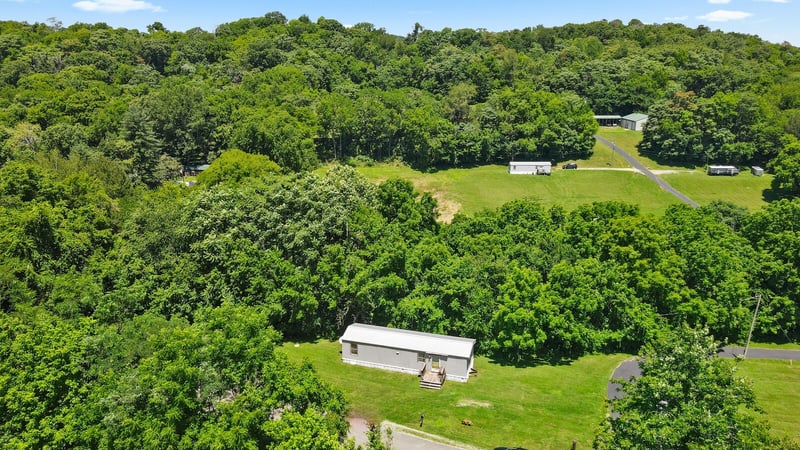 2219B Mack Benderman Rd, Culleoka, TN 38451