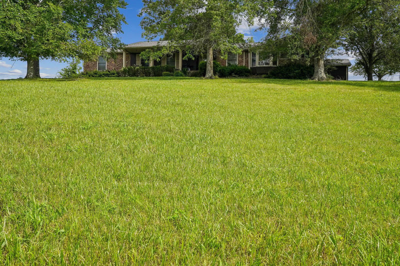 2351 Long Hollow Pike, Hendersonville, TN 37075