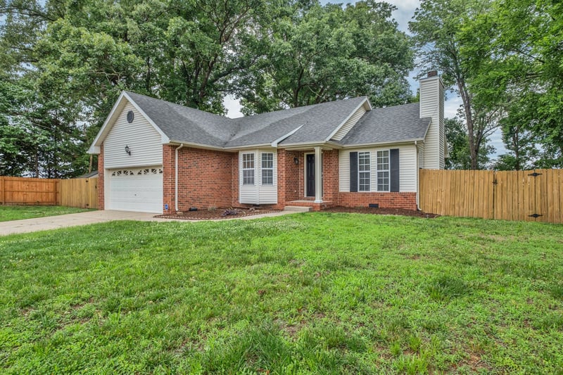 3473 White Pine Dr, Nashville, TN 37214