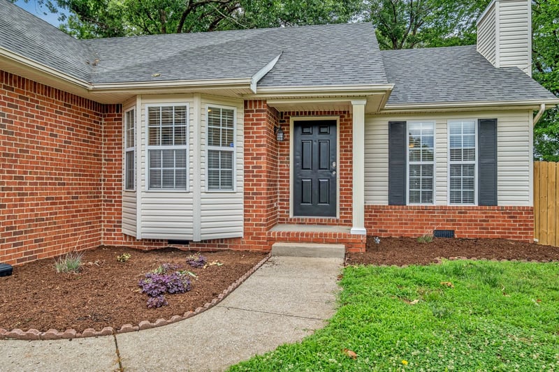3473 White Pine Dr, Nashville, TN 37214