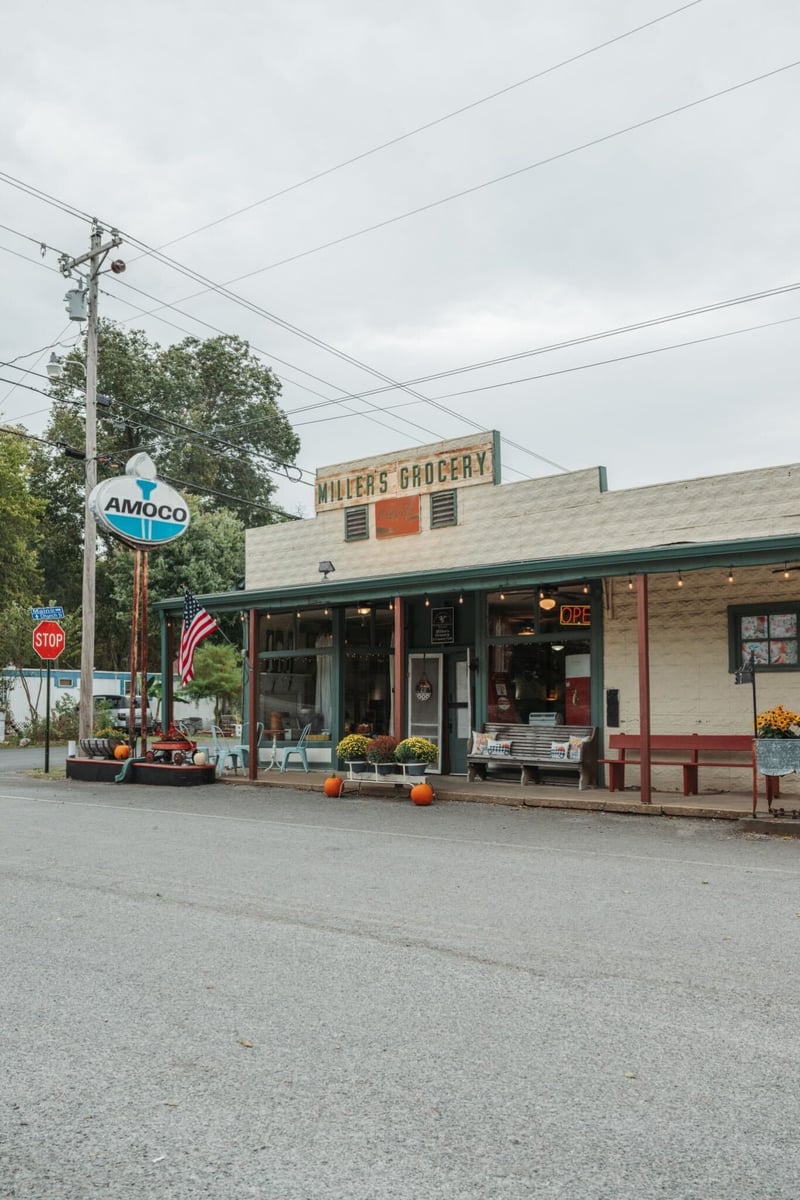 7011 Main St, Christiana, TN 37037