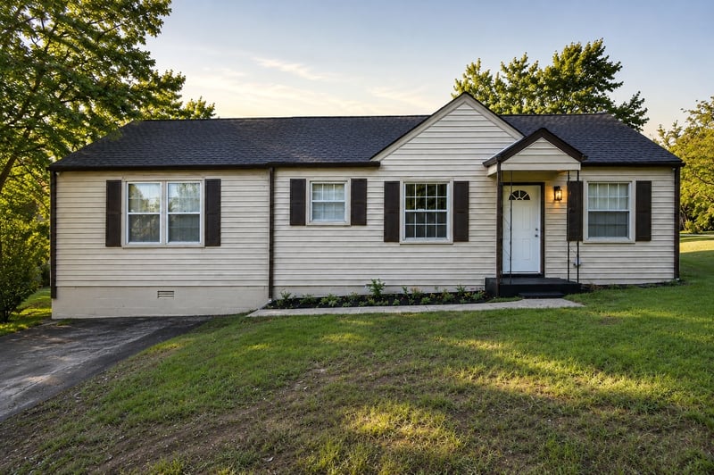 1232 Coarsey Dr, Nashville, TN 37217