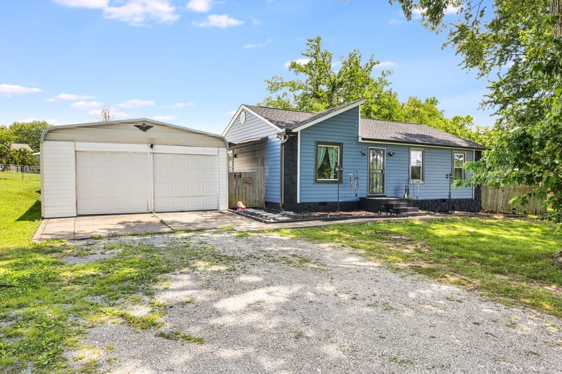 402 Wilkinson Ln, White House, TN 37188