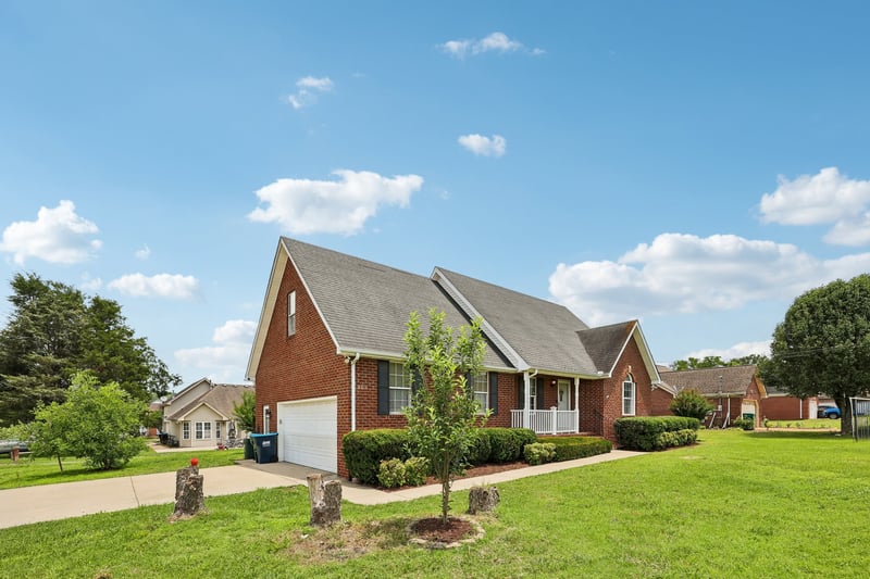 2911 Greentree Dr, Smyrna, TN 37167