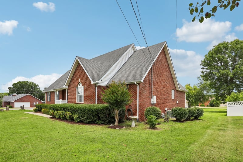 2911 Greentree Dr, Smyrna, TN 37167