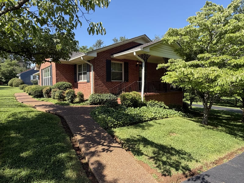500 N Russell St, Portland, TN 37148