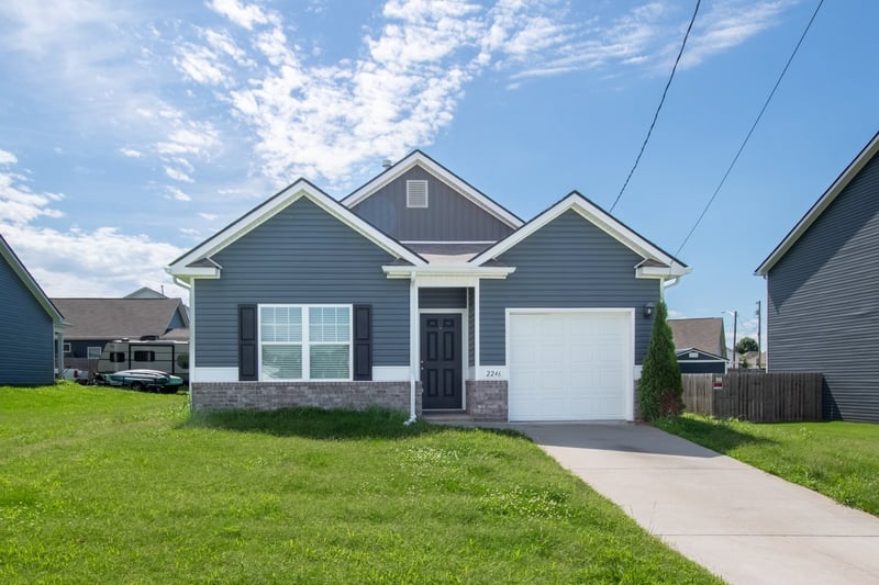 2246 Zeva Cir, Columbia, TN 38401