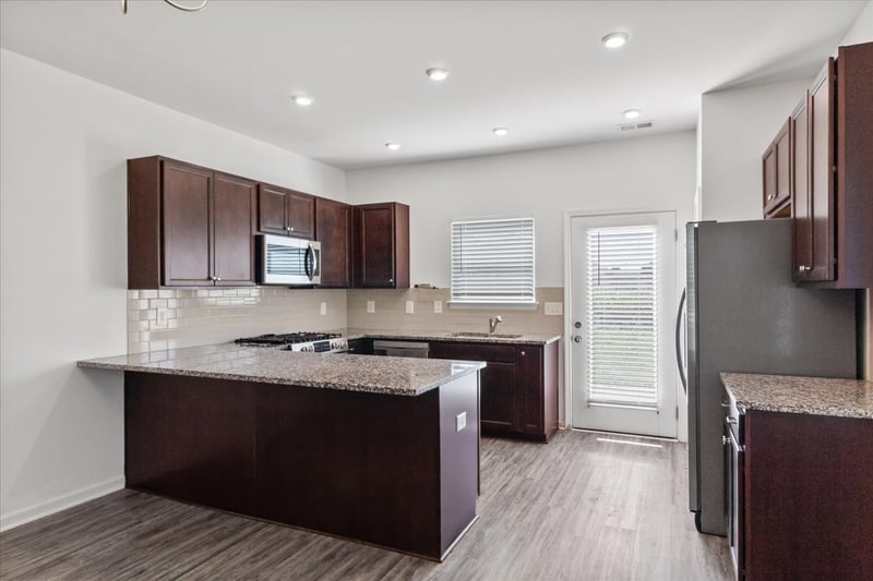 2246 Zeva Cir, Columbia, TN 38401