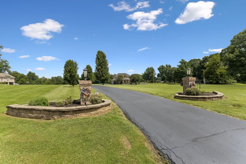 1810 Savannah Springs Dr, Franklin, TN 37064