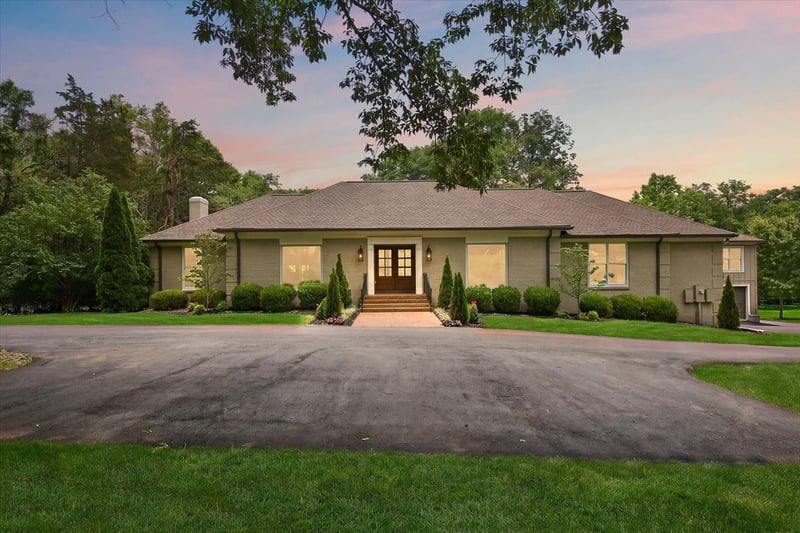 1409 Sneed Rd, Franklin, TN 37069