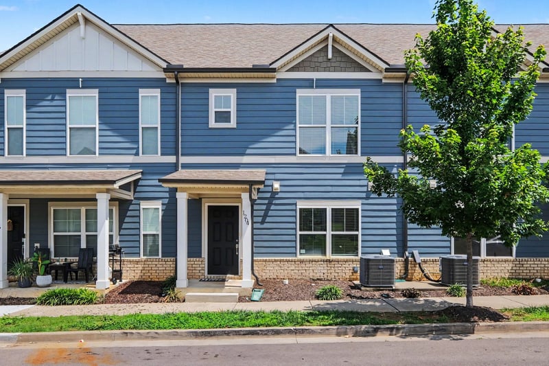 1204 Foxton Ln, Antioch, TN 37013