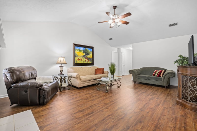 2735 Roscommon Dr, Murfreesboro, TN 37128