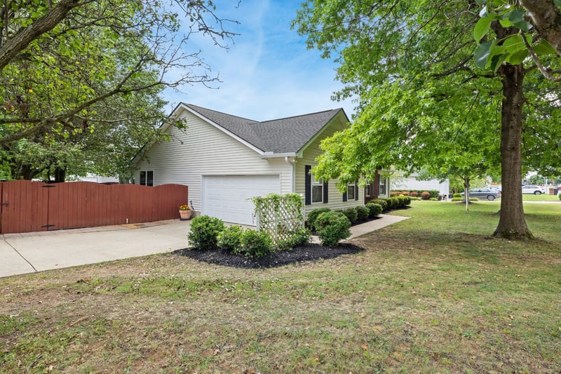 2735 Roscommon Dr, Murfreesboro, TN 37128