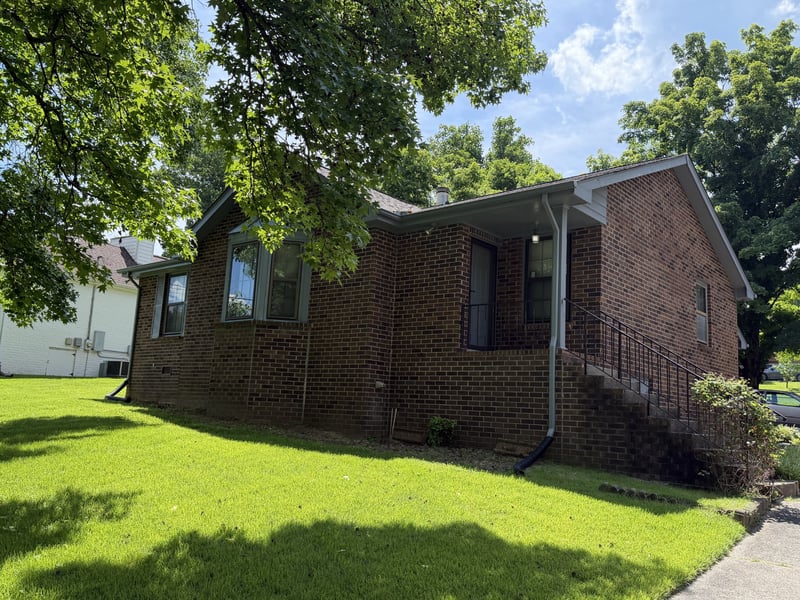 3021 Blackwood Dr, Nashville, TN 37214
