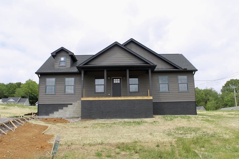 116 Crows Hill Dr, Gordonsville, TN 38563