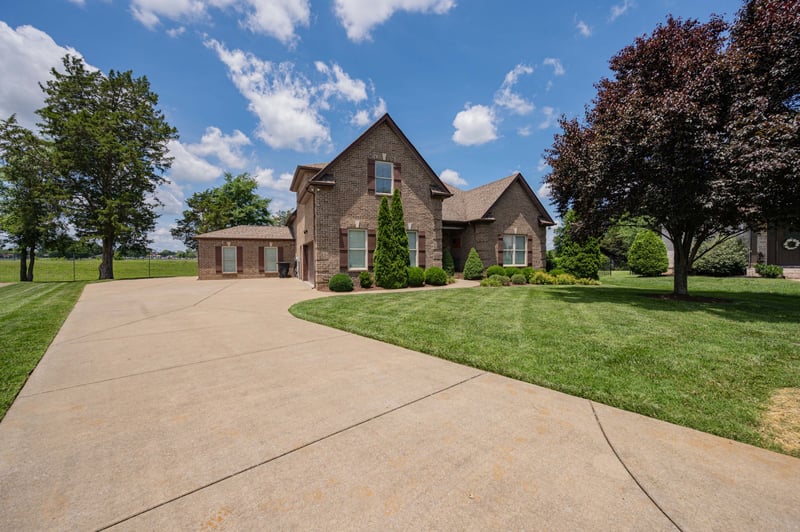 911 Wellspring Ct, Murfreesboro, TN 37130