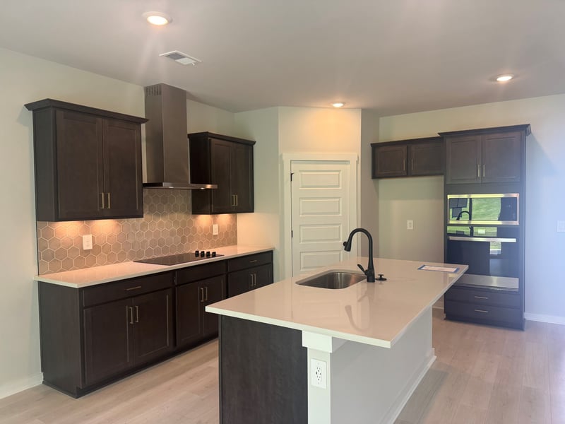 4329 Scarlet Ct, Columbia, TN 38401