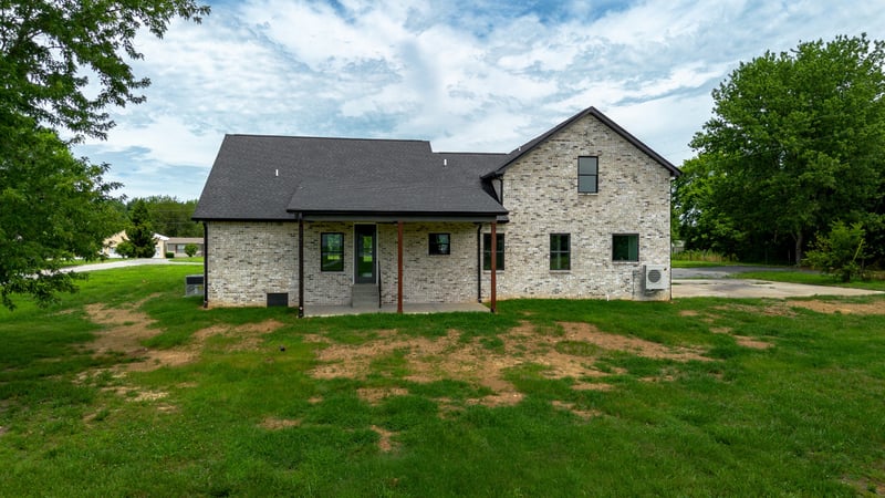 4398 Woodrow Wilson Rd, Springfield, TN 37172
