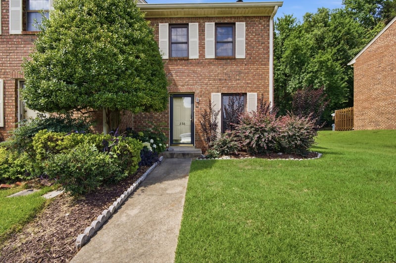 236 Thistle Ln, Hermitage, TN 37076