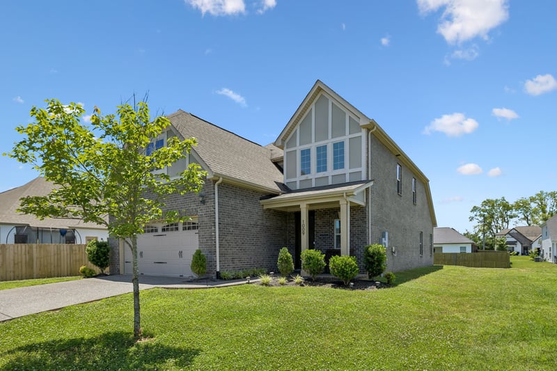 1009 Laurelwood Dr, Gallatin, TN 37066