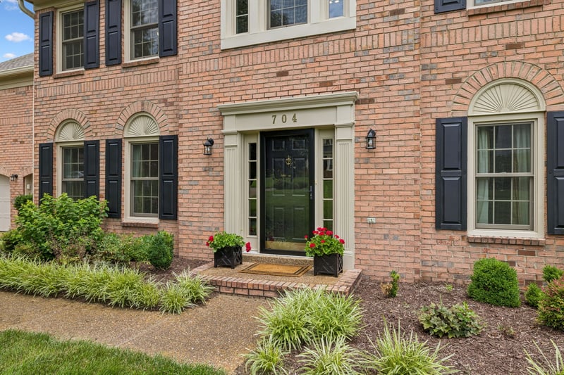 704 Helmsdale Pl, Brentwood, TN 37027
