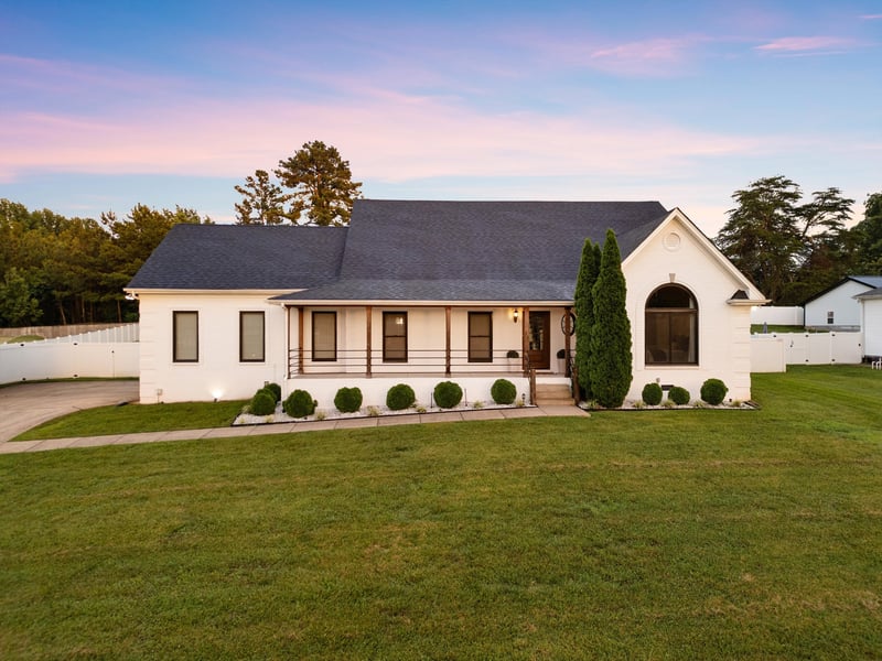 1033 Kacie Dr, Pleasant View, TN 37146