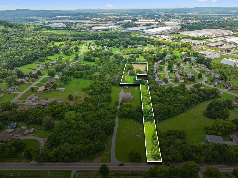 1948 Cainsville Rd, Lebanon, TN 37090
