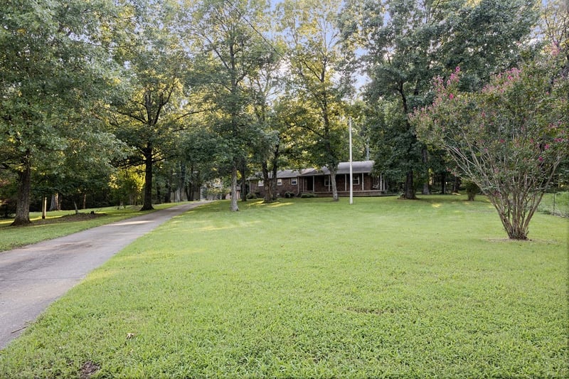 410 Rocky Valley Rd, Lebanon, TN 37090