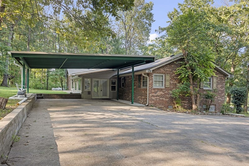 410 Rocky Valley Rd, Lebanon, TN 37090