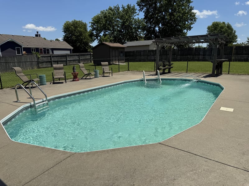 130 Fall Creek Dr, Murfreesboro, TN 37129