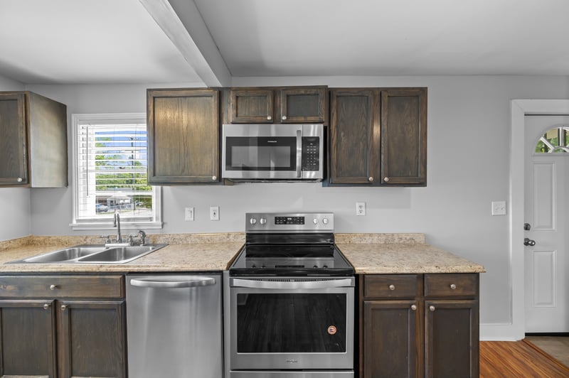2405 Eden St, Nashville, TN 37208