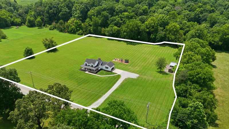 1227 Stayton Rd, Cumberland Furnace, TN 37051