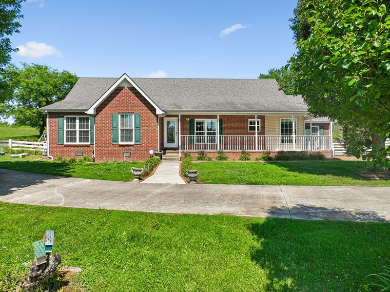 433 Bonnie Valley Dr, Lebanon, TN 37087
