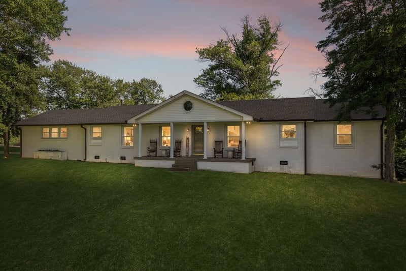 4579 Old Coopertown Rd, Greenbrier, TN 37073