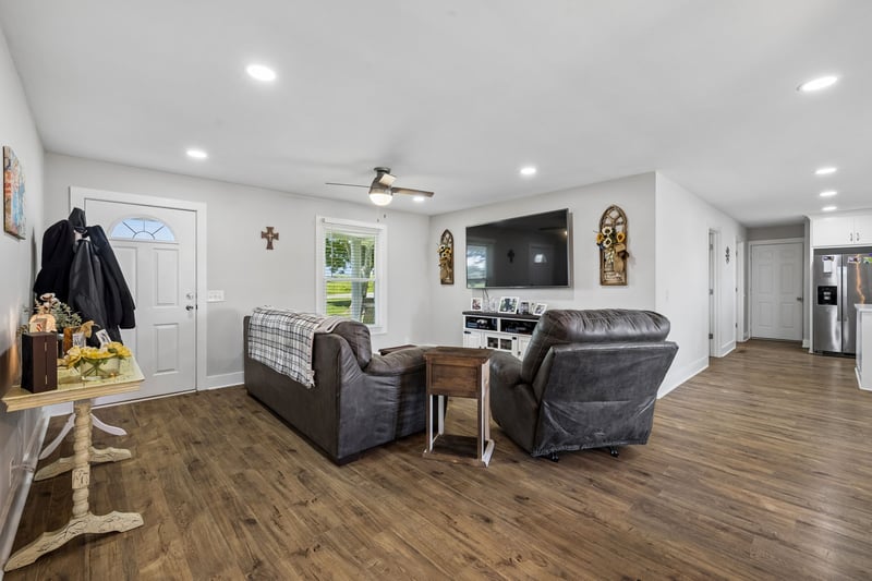 4579 Old Coopertown Rd, Greenbrier, TN 37073
