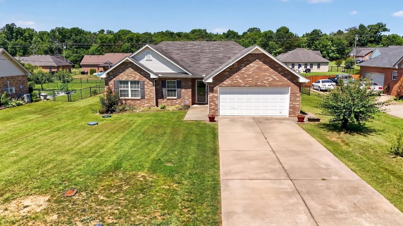 3194 Barretts Ridge Dr, Murfreesboro, TN 37130