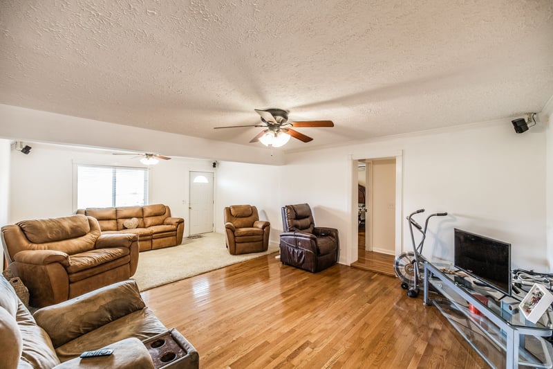 2544 S Mount Pleasant Rd, Greenbrier, TN 37073
