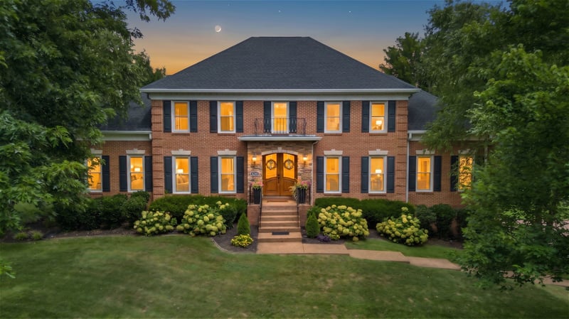8240 Moores Ln, Brentwood, TN 37027