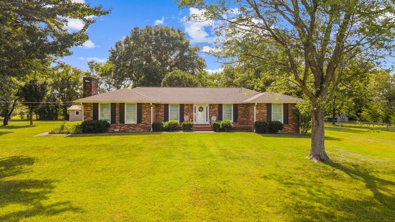 226 Maple Hill Rd, Lebanon, TN 37087