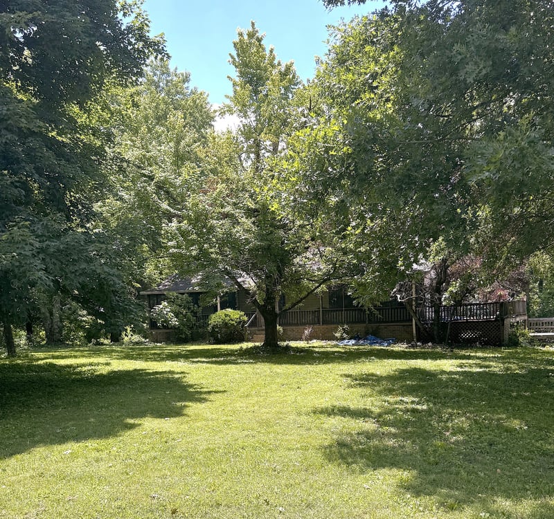 145 Crenshaw Rd, Bethpage, TN 37022