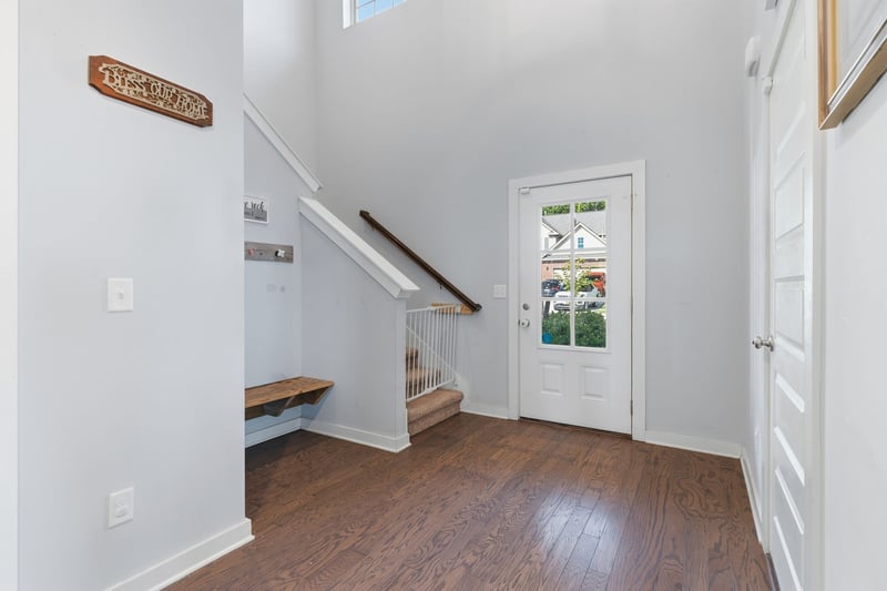 300 Black Thorn Ln, Gallatin, TN 37066