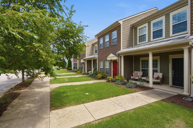 2085 Hemlock Dr, Spring Hill, TN 37174