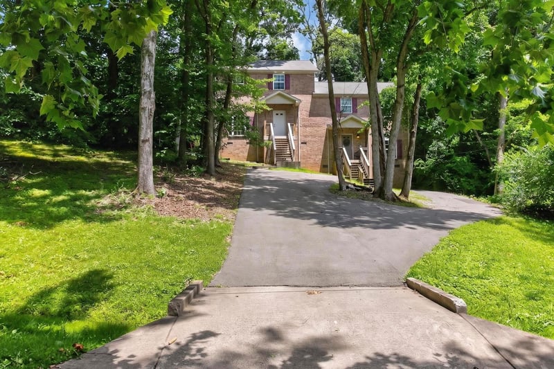 318A Melvin Jones Dr, Nashville, TN 37217